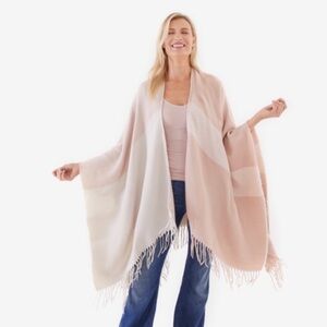 SOIA & KYO Revolve NEW Scarf wrap poncho cape Blanket Top OSFM